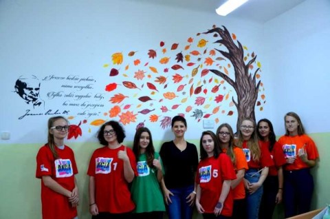 Pomalowali świat chorych na żółto i na niebiesko…