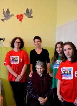 Pomalowali świat chorych na żółto i na niebiesko…