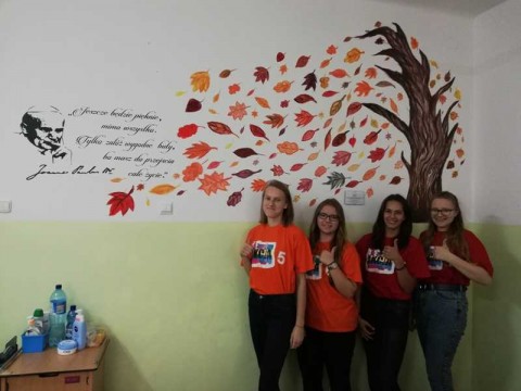 Pomalowali świat chorych na żółto i na niebiesko…