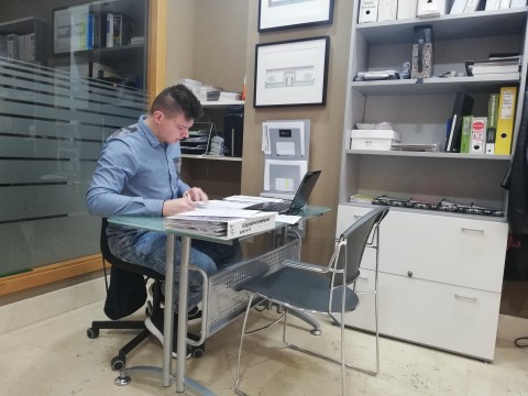 AVENTURA  DESDE  ESPAŃA