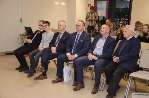 Goście Ośrodka KARTA w Brzesku Jednostka w wirach historii. Losy indywidualne w uniwersalnym przekazie literatury faktu
