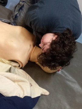 Zajęcia z udzielania pierwszej pomocy oraz BHP w środowisku pracy dla uczestników programu Erasmus+ z Technikum im. J. Piłsudskiego w Brzesku