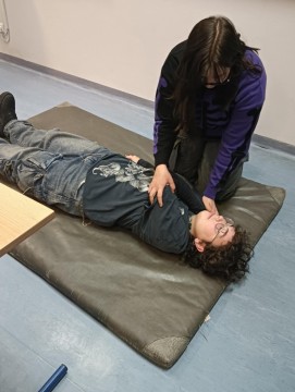 Zajęcia z udzielania pierwszej pomocy oraz BHP w środowisku pracy dla uczestników programu Erasmus+ z Technikum im. J. Piłsudskiego w Brzesku