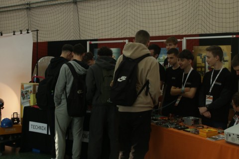 Technikum im. J Piłsudskiego na Powiatowych Targach Edukacyjnych 2025