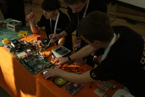 Technikum im. J Piłsudskiego na Powiatowych Targach Edukacyjnych 2025