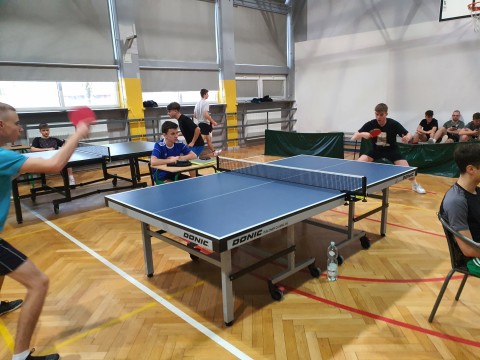 Julia Michalik i Grzegorz Stokłosa mistrzami ZIELONKI w tenisie stołowym