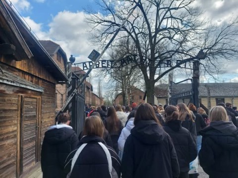 Porozumienie w różnorodności – młodzież z Brzeska i Kolonii razem buduje przyszłość!