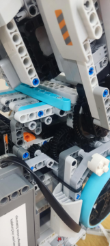 Robot z LEGO w służbie edukacji - projekt ucznia Zielonki w ogólnopolskim konkursie!