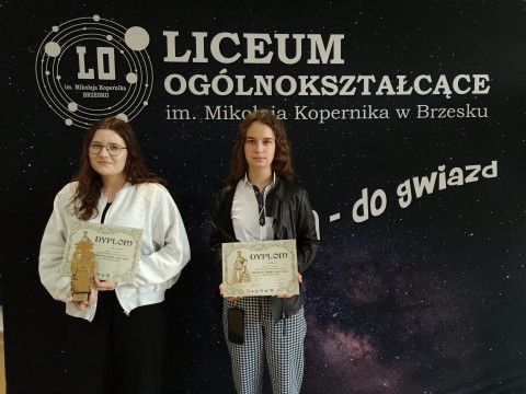 Zwycięstwo uczennic "Kopernika" w konkursie powiatowym!