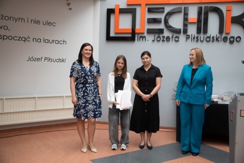 Uroczyste zakończenie roku szkolnego 2024/25 w Technikum im. J. Piłsudskiego w Brzesku
