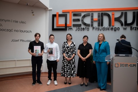 Uroczyste zakończenie roku szkolnego 2024/25 w Technikum im. J. Piłsudskiego w Brzesku