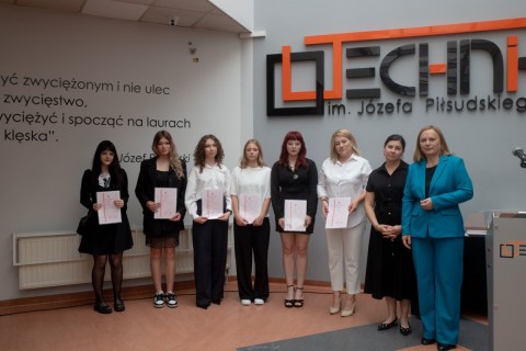 Uroczyste zakończenie roku szkolnego 2024/25 w Technikum im. J. Piłsudskiego w Brzesku
