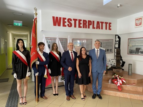 "Najlepszym czasem, żeby zacząć, jest teraz" - INAUGURACJA ROKU SZKOLNEGO 2025/2026 w ZSTiB