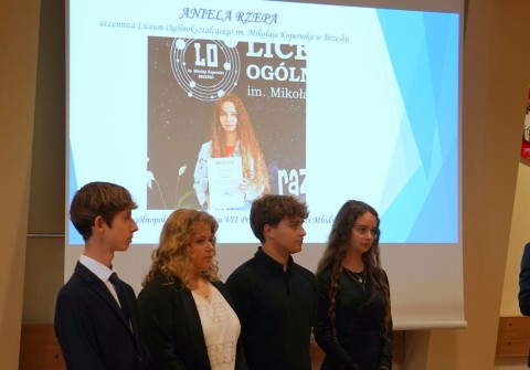 Młodzi mistrzowie wiedzy