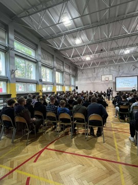 #wylogujhejt - prelekcja w ZSTiB