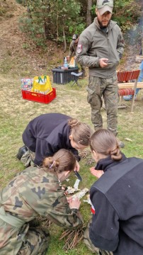 Obóz przetrwania uczniów klasy mundurowej