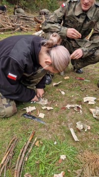 Obóz przetrwania uczniów klasy mundurowej