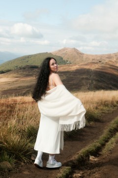 Portrety z wiatrem w tle