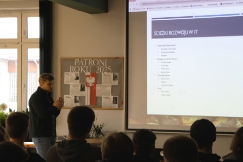 Spotkanie z p. Michałem Wszołkiem - absolwentem Technikum im. J. Piłsudskiego w Brzesku