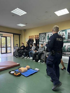 Wizyta uczniów z Zielonki na Komendzie Powiatowej Policji w Brzesku