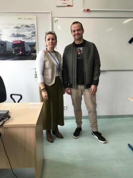 Technikum im. J. Piłsudskiego w Brzesku: Spotkanie uczniów klasy 5LT z absolwentem