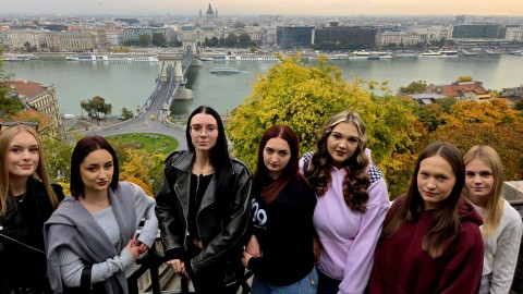 Niezapomniana wycieczka do Budapesztu – uczniowie z Zielonki na tropie historii i kultury Węgier
