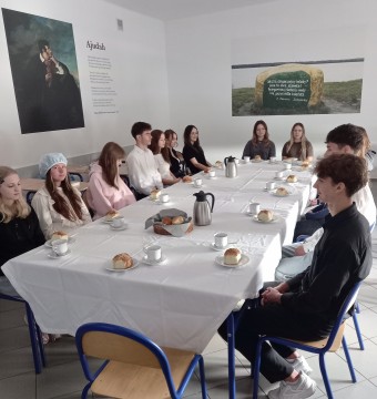 Śniadanie w sklepie Mincla -„Lalka” - projekt edukacyjny w ZSTiB, II edycja