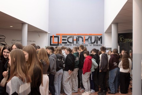 Poznaj kierunki, zobacz na żywo, spróbuj sam! – Dzień Otwarty w Technikum im. J. Piłsudskiego w Brzesku.