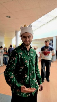 Mikołajki z Aniołami w Technikum im. J. Piłsudskiego w Brzesku