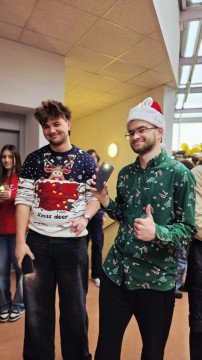 Mikołajki z Aniołami w Technikum im. J. Piłsudskiego w Brzesku