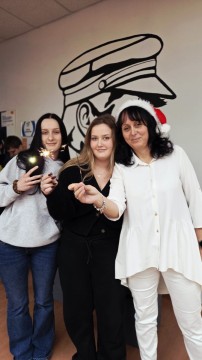 Mikołajki z Aniołami w Technikum im. J. Piłsudskiego w Brzesku
