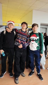 Mikołajki z Aniołami w Technikum im. J. Piłsudskiego w Brzesku