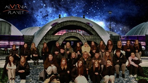 Technikum im. J. Piłsudskiego w Brzesku: Wycieczka klasy 5 RT do Krakowa i Alwerni – kamera, edukacja, akcja!