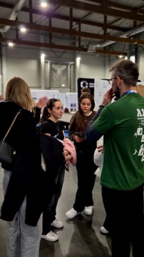 Technikum im. J. Piłsudskiego w Brzesku: Wycieczka klasy 5 RT do Krakowa i Alwerni – kamera, edukacja, akcja!