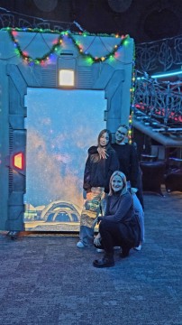 Technikum im. J. Piłsudskiego w Brzesku: Wycieczka klasy 5 RT do Krakowa i Alwerni – kamera, edukacja, akcja!