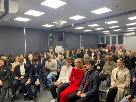 Uczniowie z Zielonki na Okrągłym Stole Uczniowskim w Krakowie