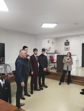 Warsztaty męskiego ubioru dla maturzystów Zielonki z firmą GIACOMO CONTI