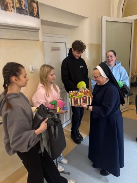 Młodzież ZSTiB z sercem i talentem dla innych