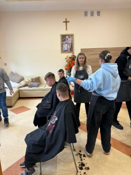 Młodzież ZSTiB z sercem i talentem dla innych