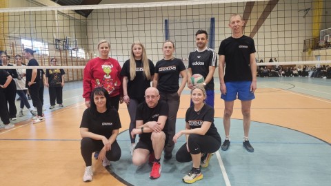 Mały chłopiec – wielka walka! Charytatywny Kiermasz Świąteczny w Technikum im. J. Piłsudskiego w Brzesku