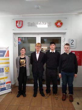 Uczeń Zielonki laureatem powiatowego konkursu wiedzy o chorobach zakaźnych „Nie daj się zarazić - wiedza chroni”