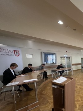 Uczeń Zielonki laureatem powiatowego konkursu wiedzy o chorobach zakaźnych „Nie daj się zarazić - wiedza chroni”