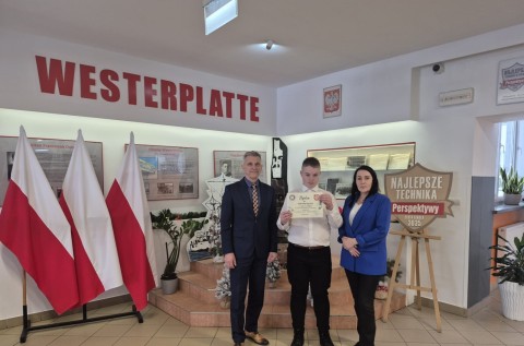 Uczeń Zielonki laureatem powiatowego konkursu wiedzy o chorobach zakaźnych „Nie daj się zarazić - wiedza chroni”