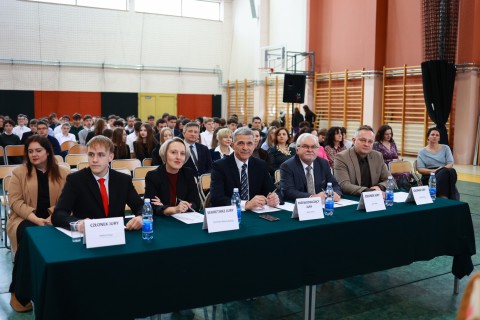 Teraźniejszość nosi ślady przeszłości - Święto Szkoły w ZSTiB w Brzesku