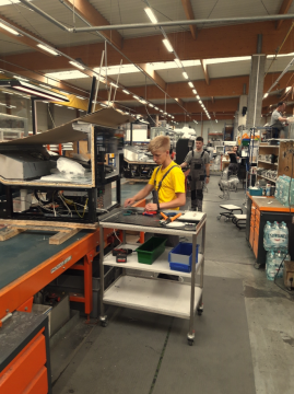 Staże wakacyjne – dobry sposób na doświadczenie zawodowe uczniów