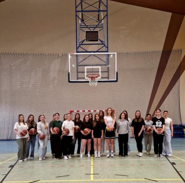 Konkurs rzutowy „Musi Nie Musi” w Technikum  im. J.Piłsudskiego w Brzesku!