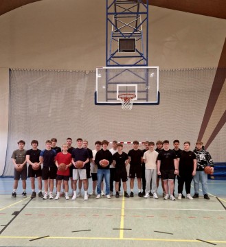 Konkurs rzutowy „Musi Nie Musi” w Technikum  im. J.Piłsudskiego w Brzesku!