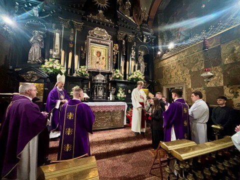 Pielgrzymka maturzystów Zielonki na Jasną Górę