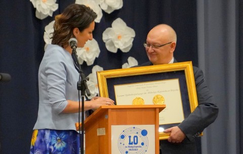 Szkoła z historią, planem i kierunkiem