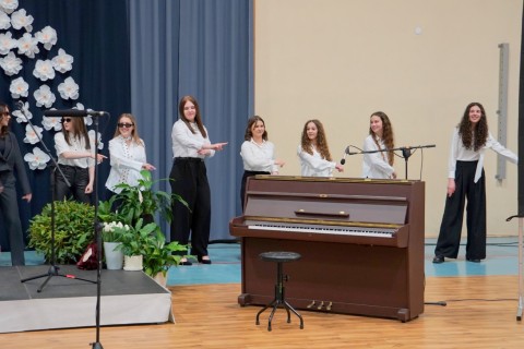 Szkoła z historią, planem i kierunkiem